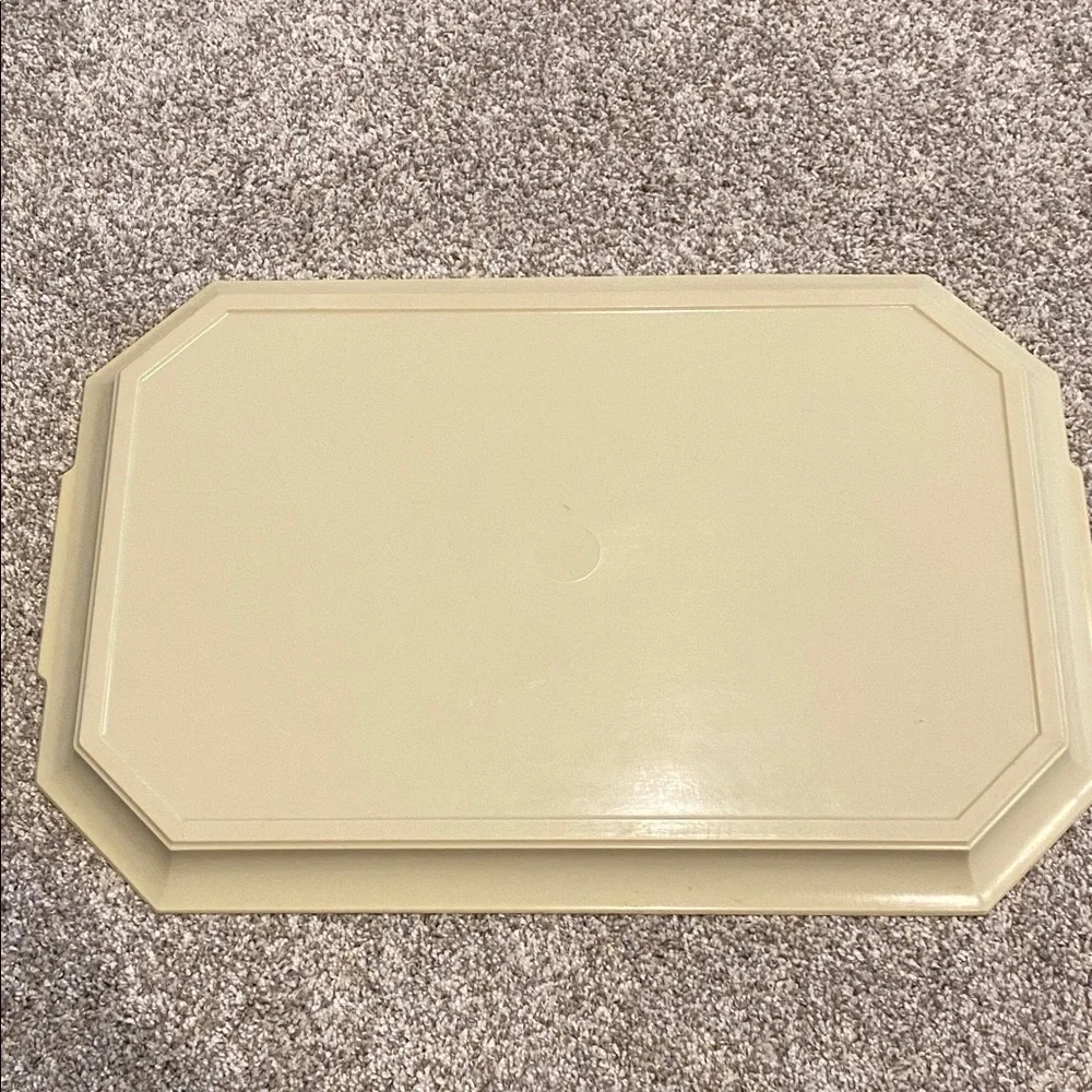Vintage Style Cream Serving Tray. New England Winter Scene.